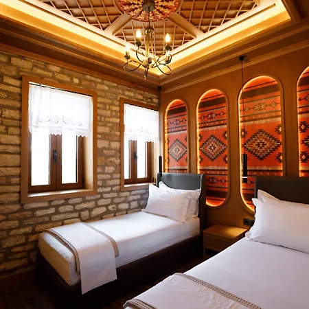 Mantho 4* Gjirokastër