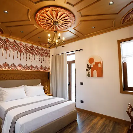 Mantho 4*